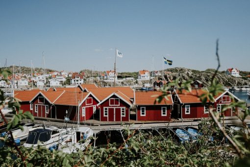GELUKKIGSTE LANDEN TER WERELD. Geluk in de wereld. Gelukkigste mensen ter wereld. Noorwegen. Denemarken. Nederland. Nieuw-Zeeland. Finland. Canada.