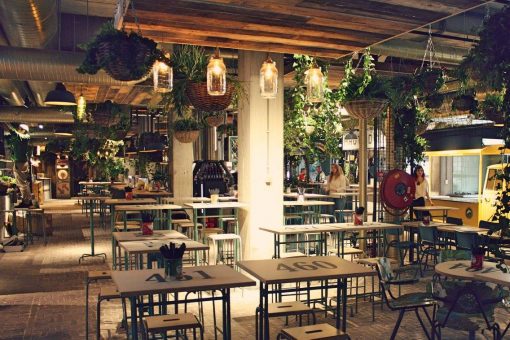 Binnenkort een weekendje naar het down-to-earth Eindhoven op de planning staan? Kun jij wel wat inspiratie gebruiken? Daarom zocht onze local ze voor jullie uit: 5x hotspots voor een weekend in Eindhoven.