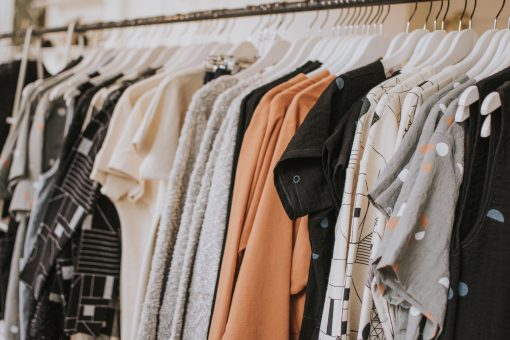 kleding verkopen tips online ijhallen tweedehands winkels kledingruil