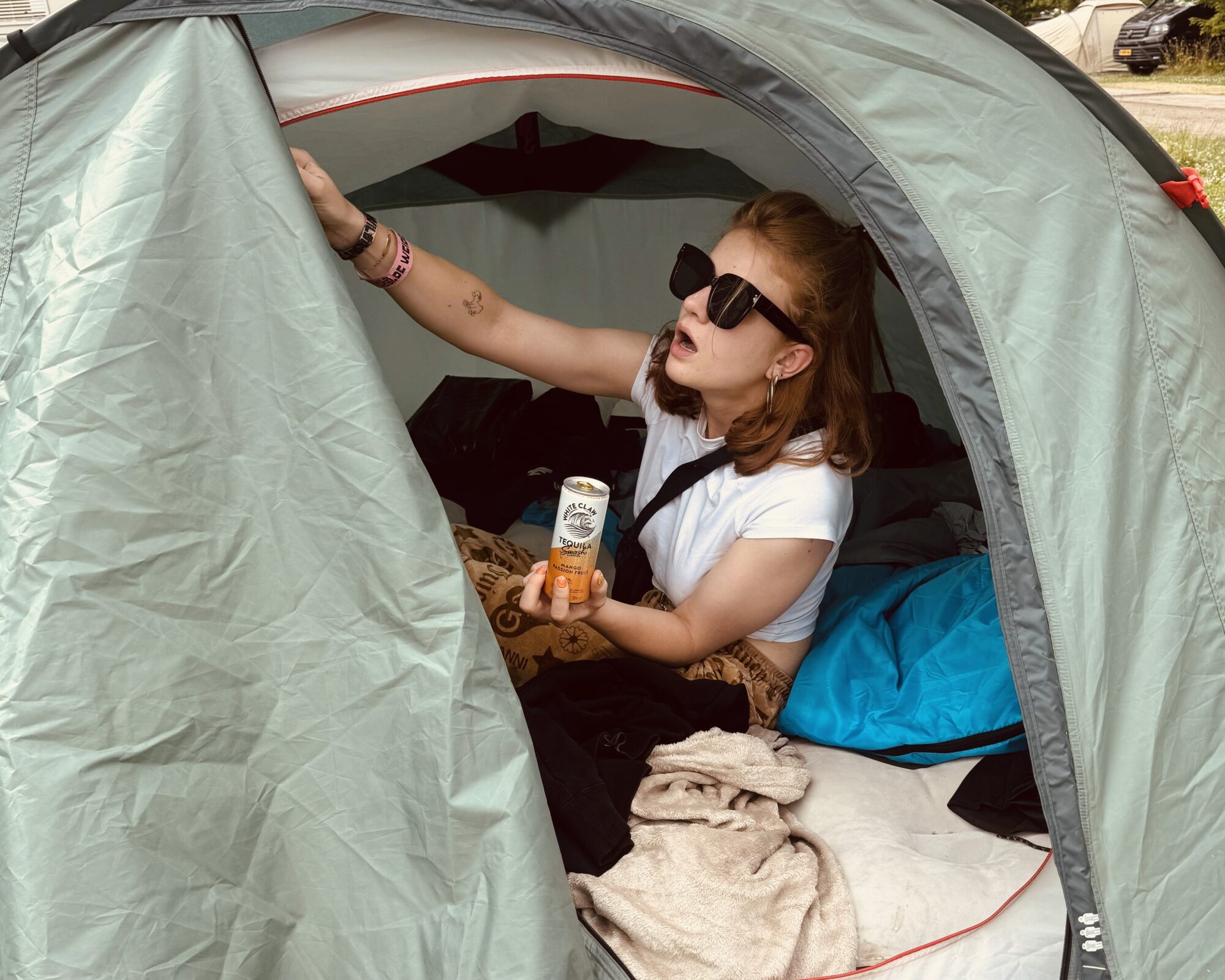lowlands paklijst - festival accessoires - wat neem je mee naar een festival