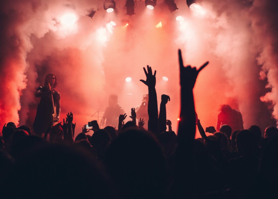 beste-clubs-in-amsterdam-11-x-populaire-uitgaansplekken