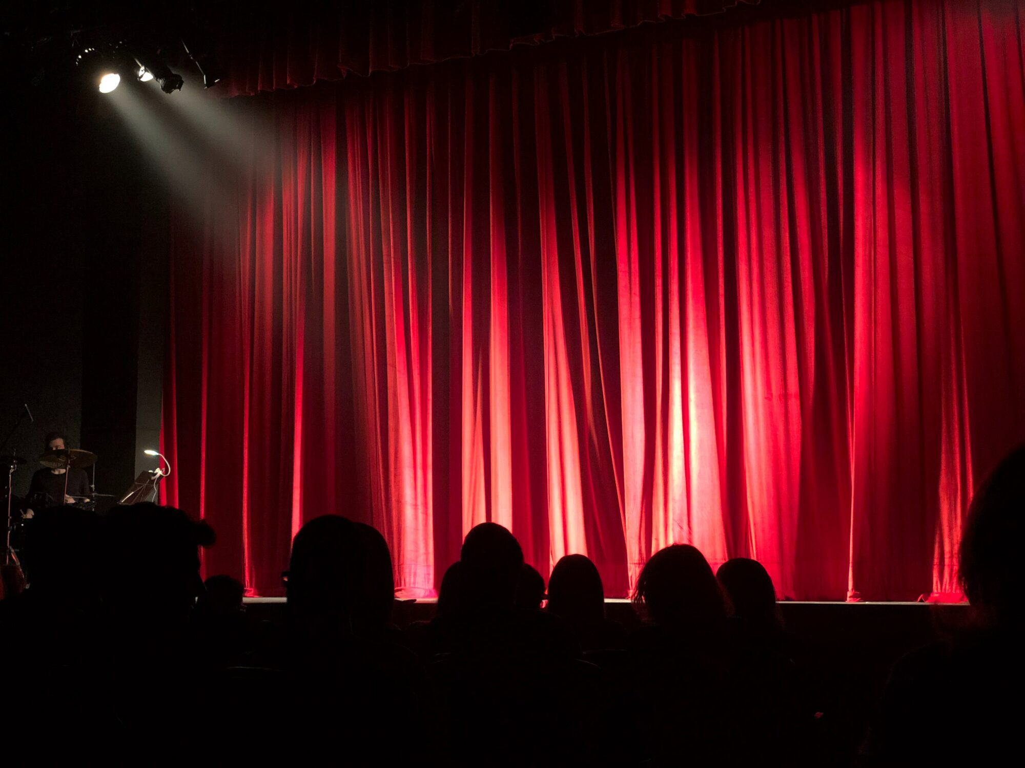 5 X Comedy Clubs In Amsterdam GIRLS WHO MAGAZINE