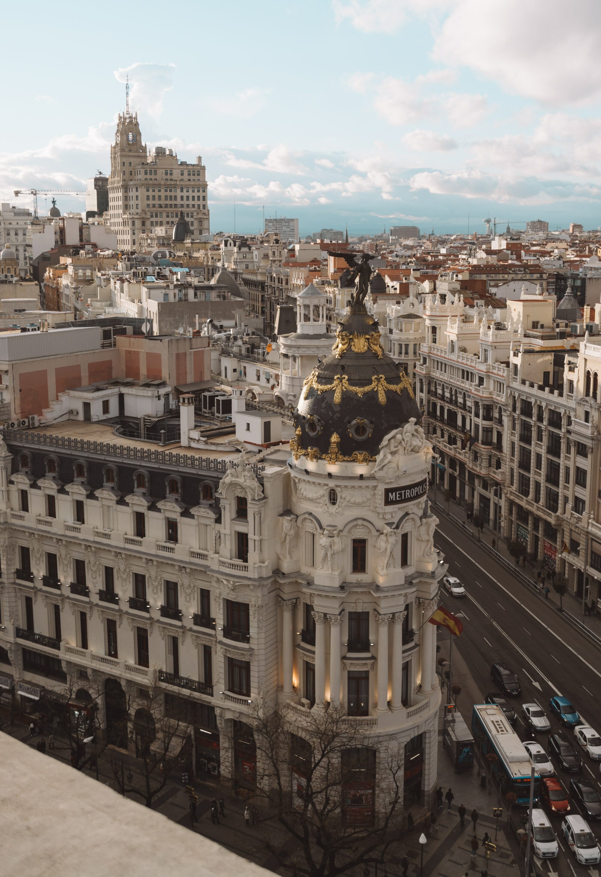 Madrid bezienswaardigheden - Plaza Mayor - wat te doen in Madrid - Madrid tips - Gran Vía Madrid - hotspots madrid - shoppen in Madrid - fietsen in Madrid -