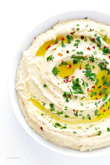 klassieke hummus maken // zelf hummus maken // klassieke hummus recept // klassieke hummus maken // recept met hummus