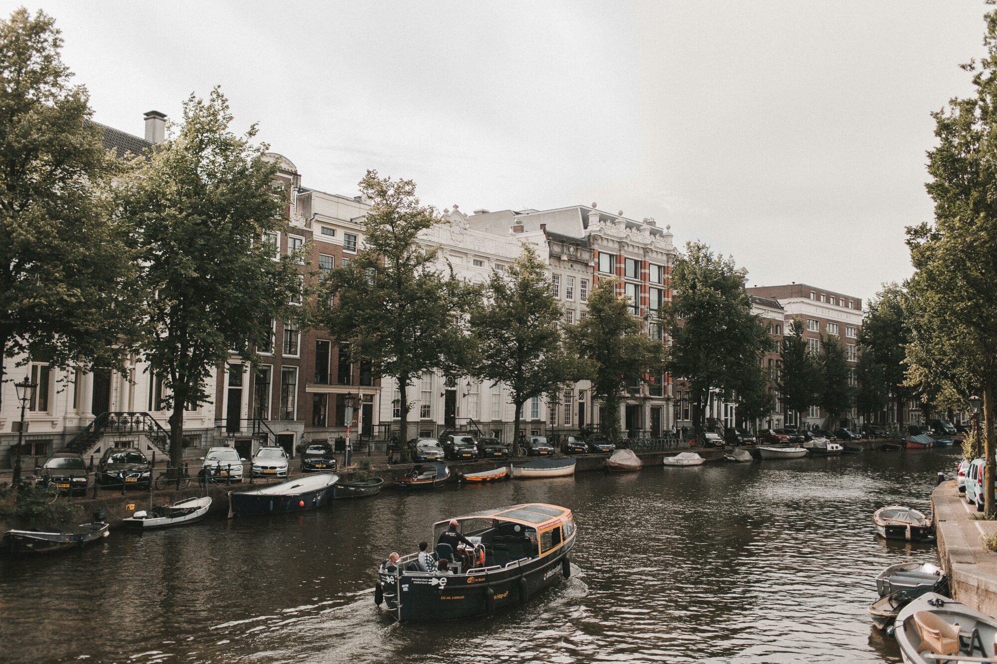 betaalbare bootjes amsterdam - bootje huren zonder vaarbewijs in Amsterdam - amsterdam -varen