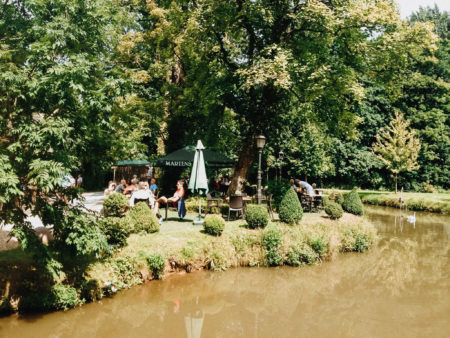 mooie terrassen in West-Vlaanderen - restaurants met terras brugge - restaurants met terras aan het water - restaurants met mooi terras west-vlaanderen - gezellige terrasjes aan het water Kempen